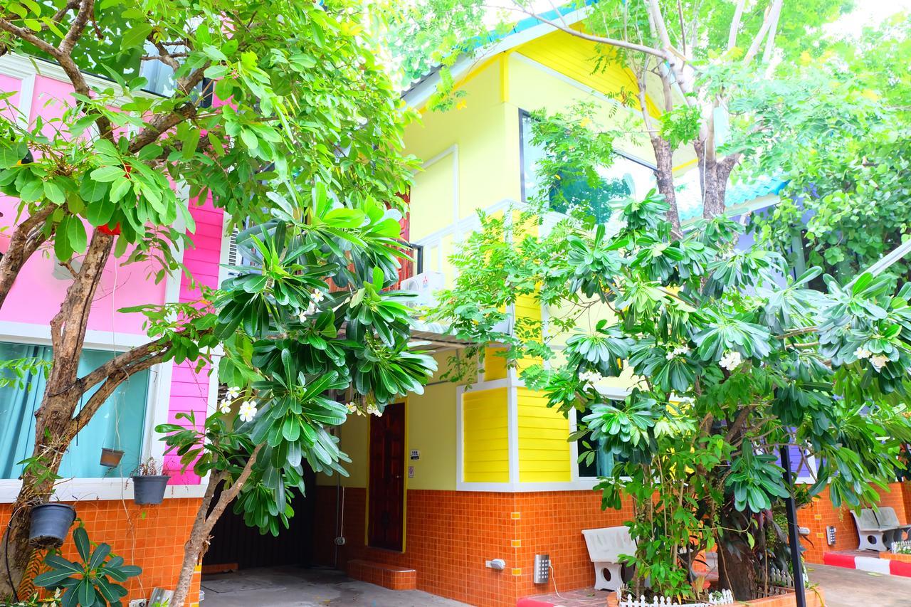 Rak Kun Resort 2 Nakhon Sawan Exterior photo