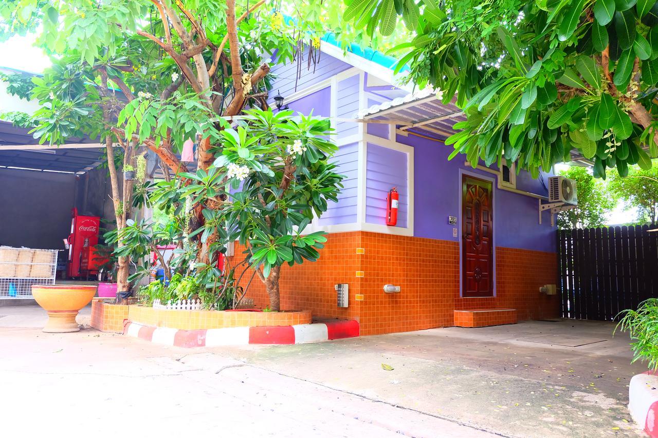 Rak Kun Resort 2 Nakhon Sawan Exterior photo