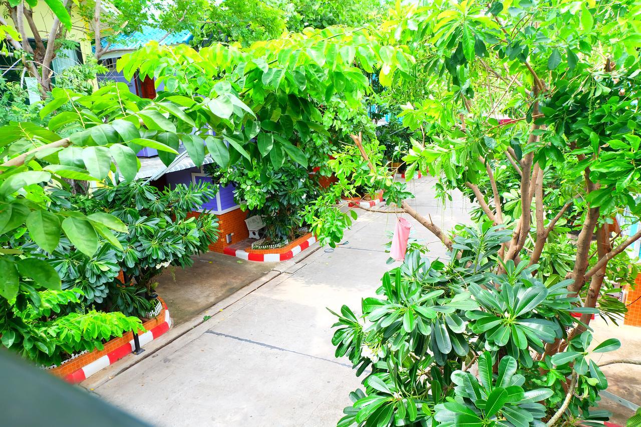 Rak Kun Resort 2 Nakhon Sawan Exterior photo